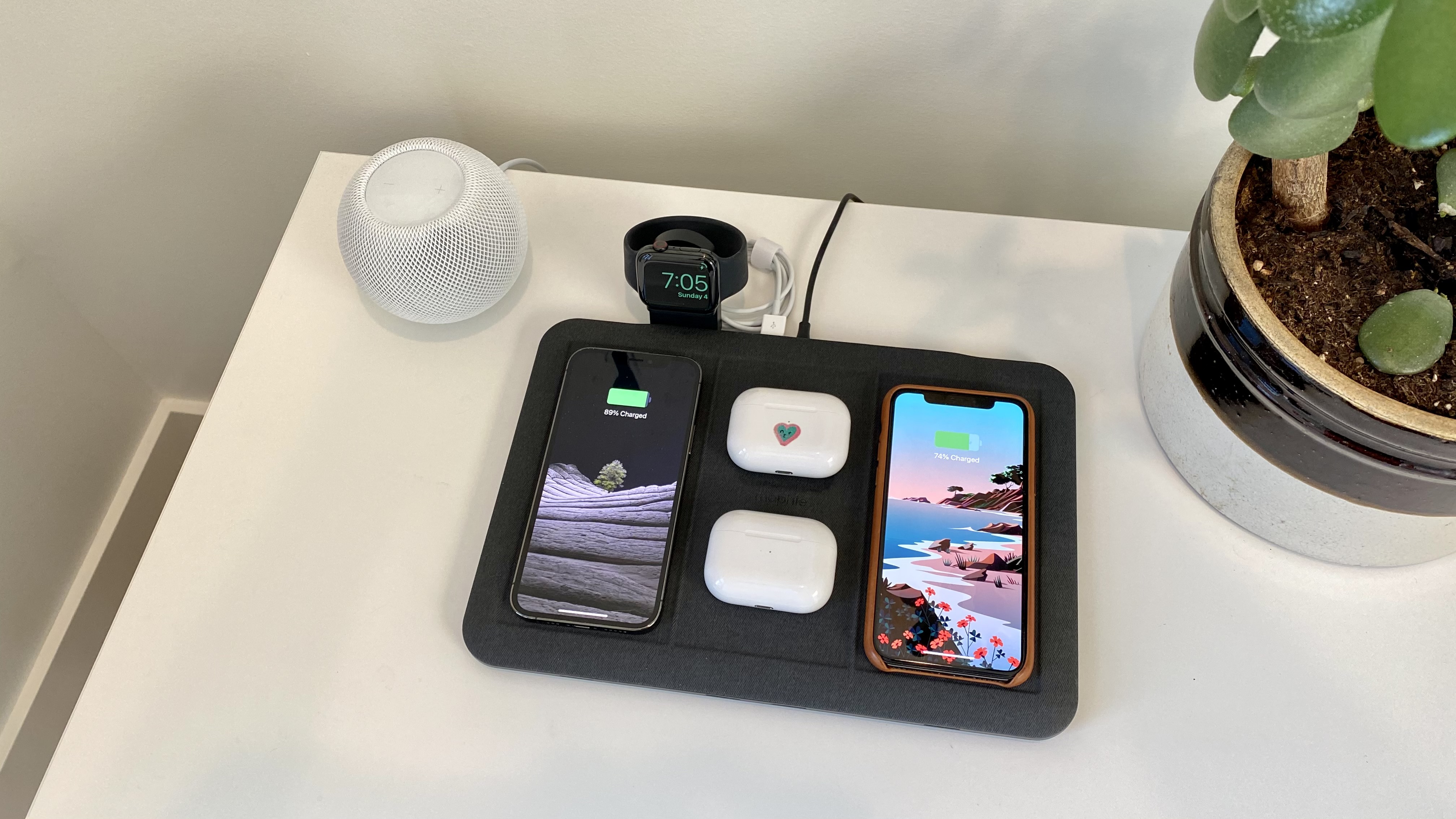 telex Installatie Klas Mophie 4-in-1 wireless charging for iPhone/AirPods - Review - 9to5Mac
