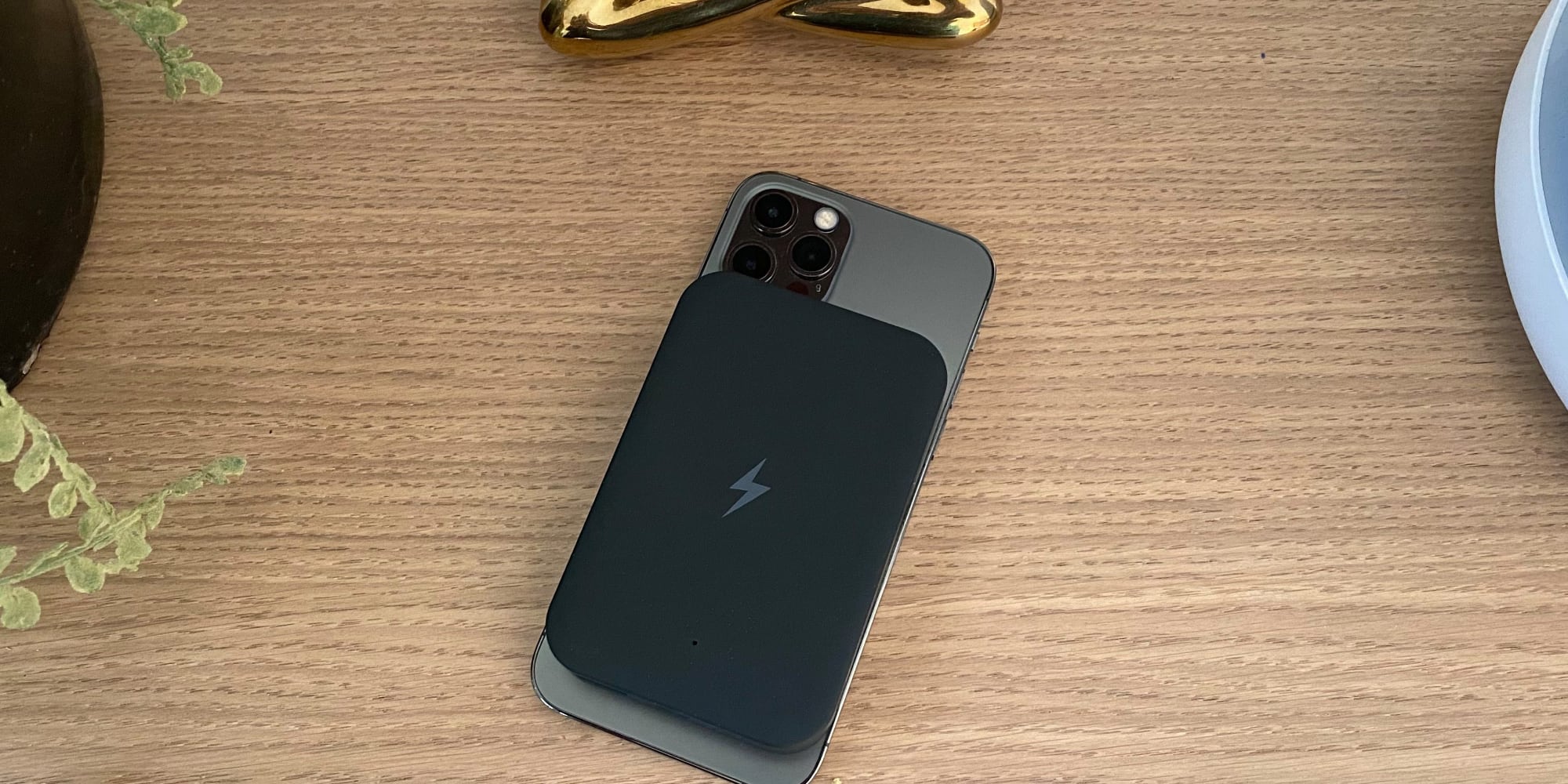 Apples leather just hits on a different level (AirPods case is from Native  Union, which is on sale on  for 9$) : r/iPhone12Mini