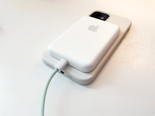 Apple magsafe battery pack обзор