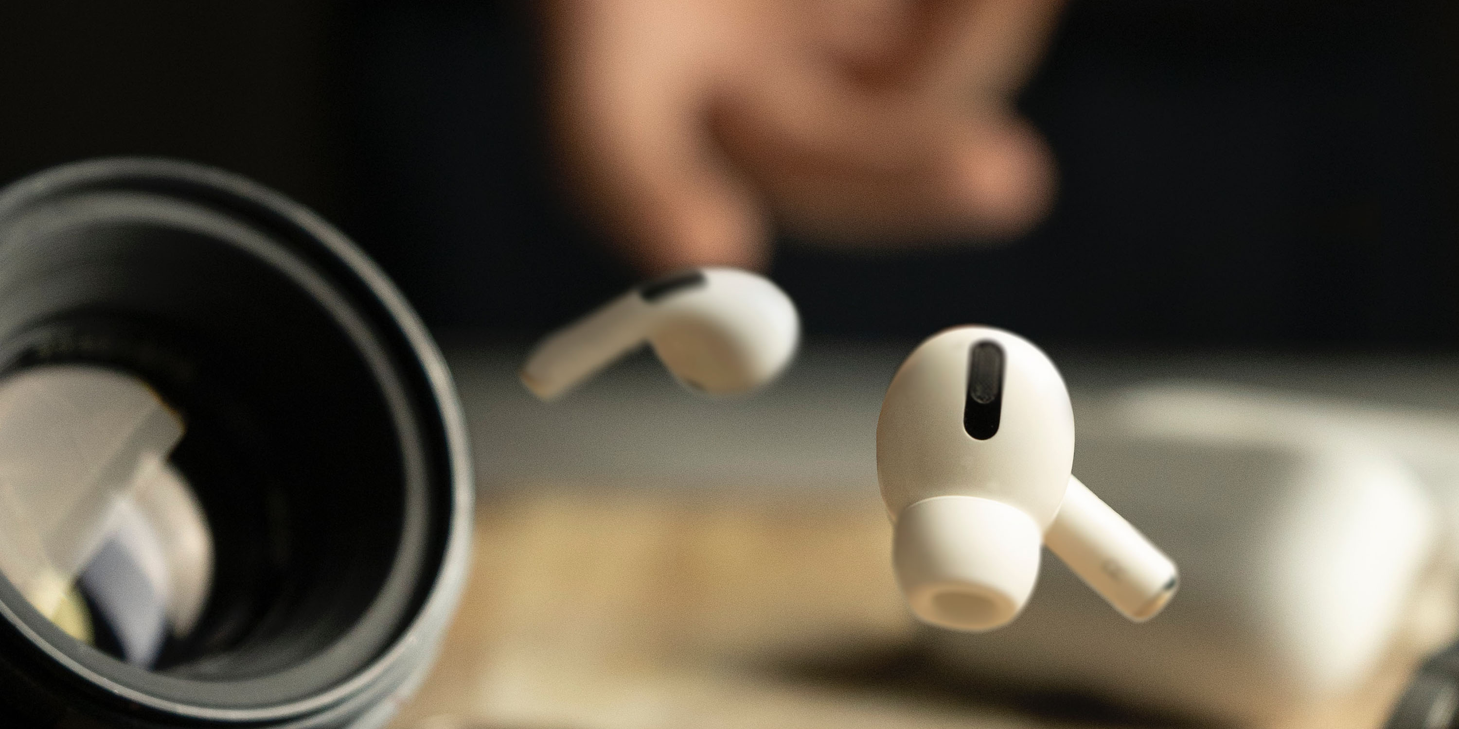 Find My AirPods Pro/Max feature delayed; revealed by asterisk