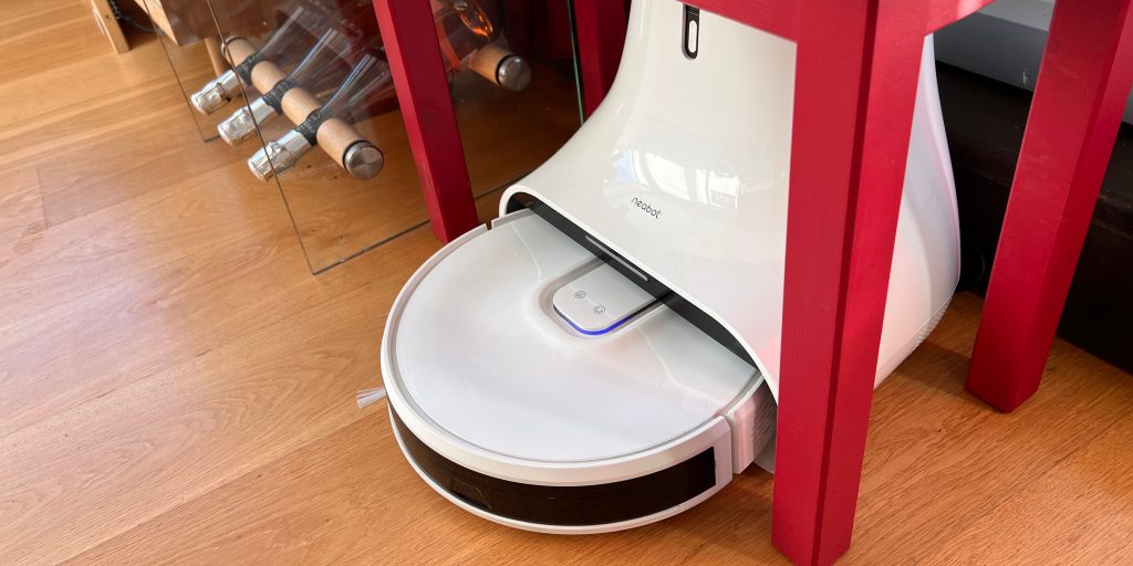 Neabot NoMo Q11 review: The self-emptying robot vacuum - 9to5Mac