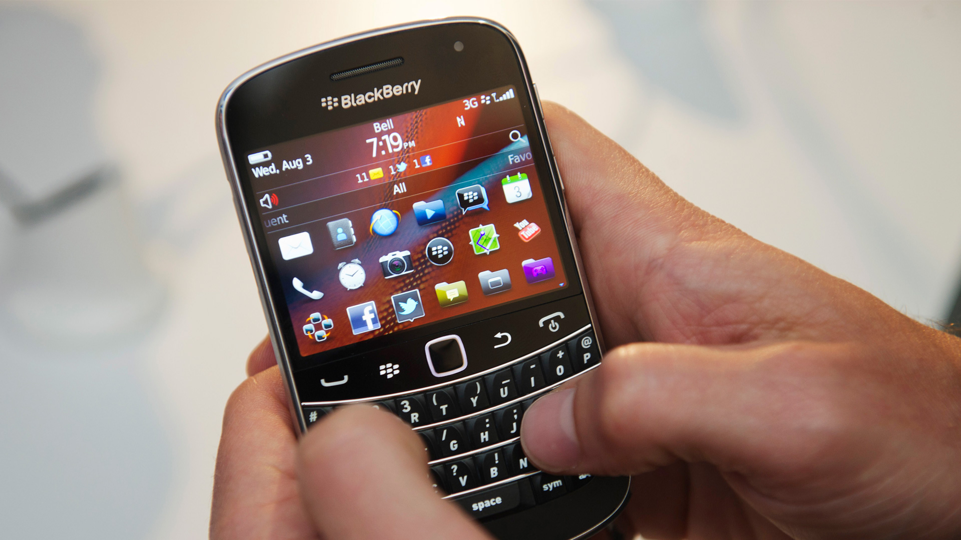 BlackBerry ends support for all its classic smartphones - 9to5Mac