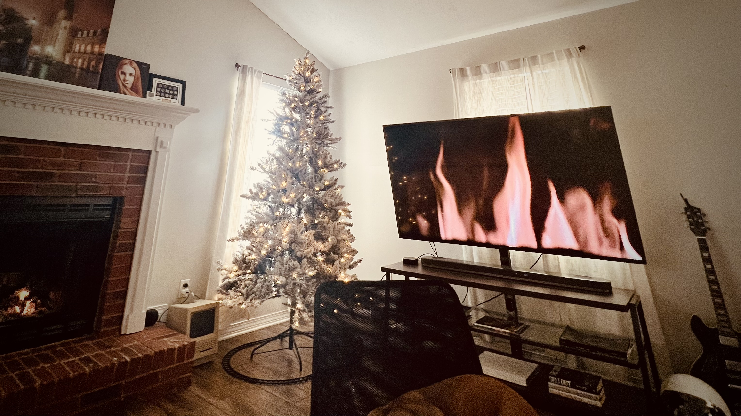 live fireplace screensaver