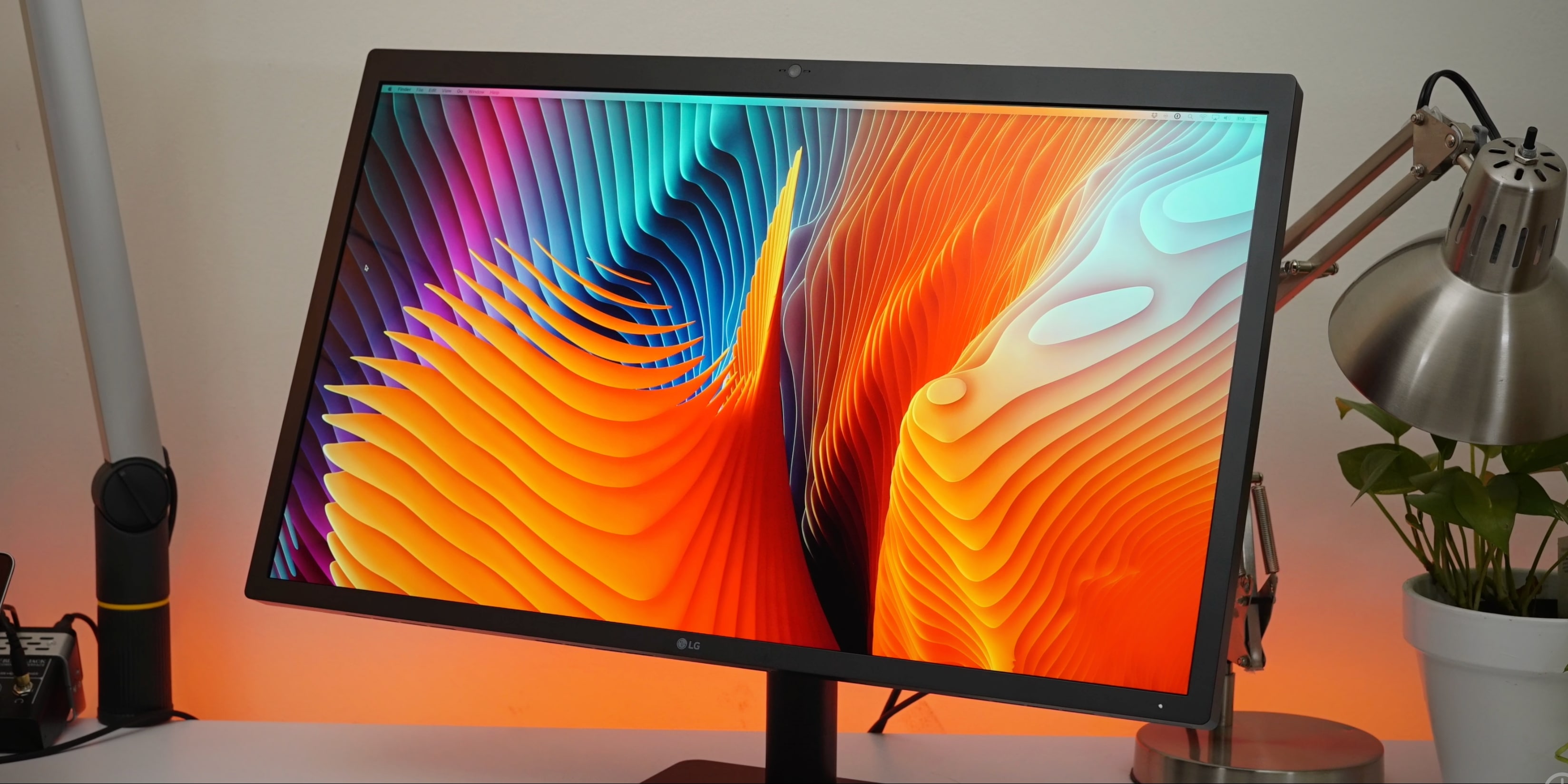 The Apple Studio Display is nice, but this rival LG 5K monitor is looking  UltraFine at nearly half the price for Black Friday