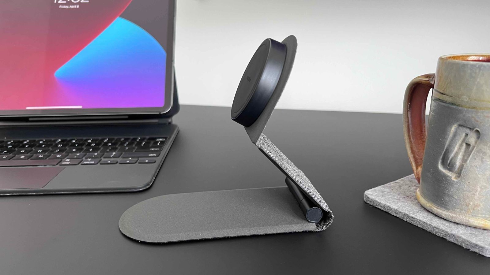 mophie magnetic portable stand