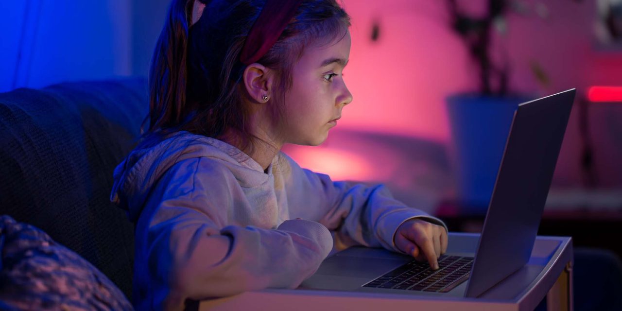 Remote learning apps sent kids' data and behavioural info to advertisers