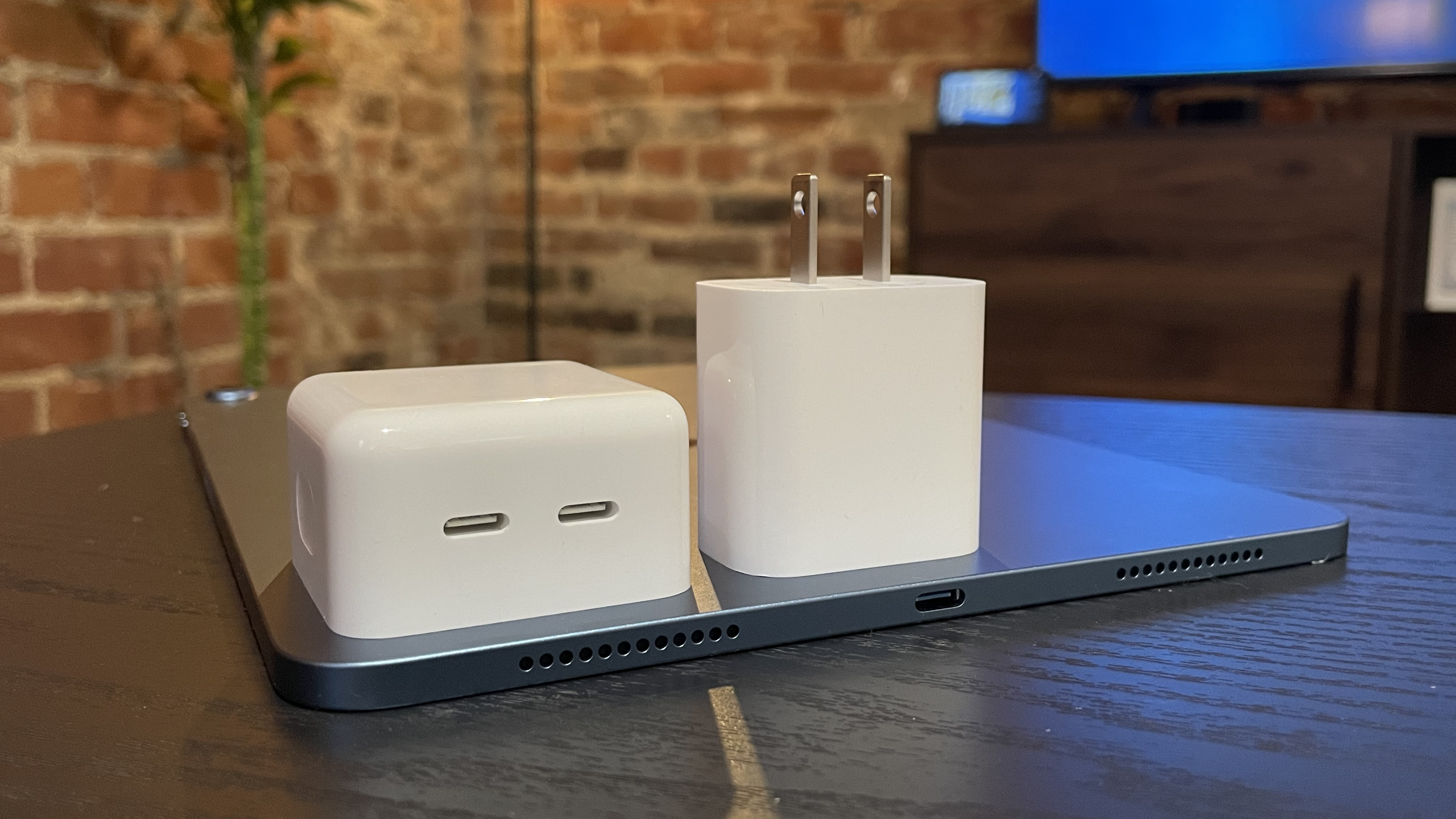 Hands-on: 90W GaN dual USB-C charger from RAVPower - 9to5Mac