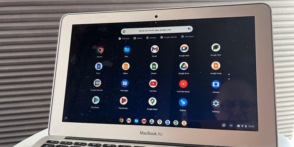 How Chrome OS Flex can turn your obsolete MacBook into an iCloud laptop