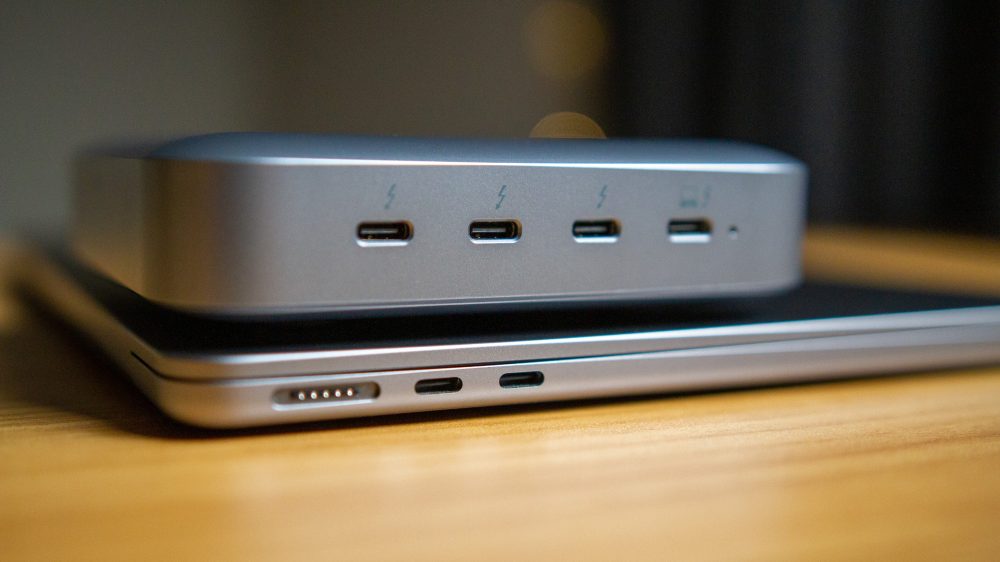 Hyper's new Thunderbolt 4 hub has laptop charging power but no brick - The  Verge