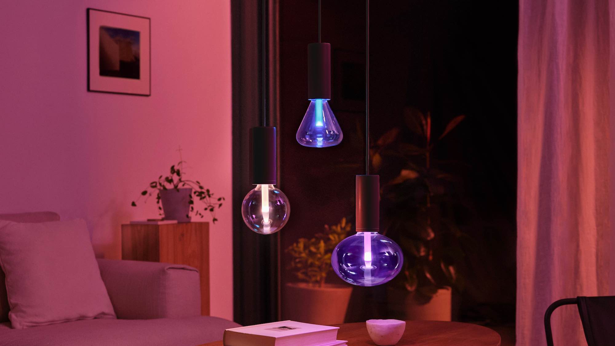 monteren Dek de tafel tijdelijk Philips Hue's Lightguide smart lights hit by aesthetic issues