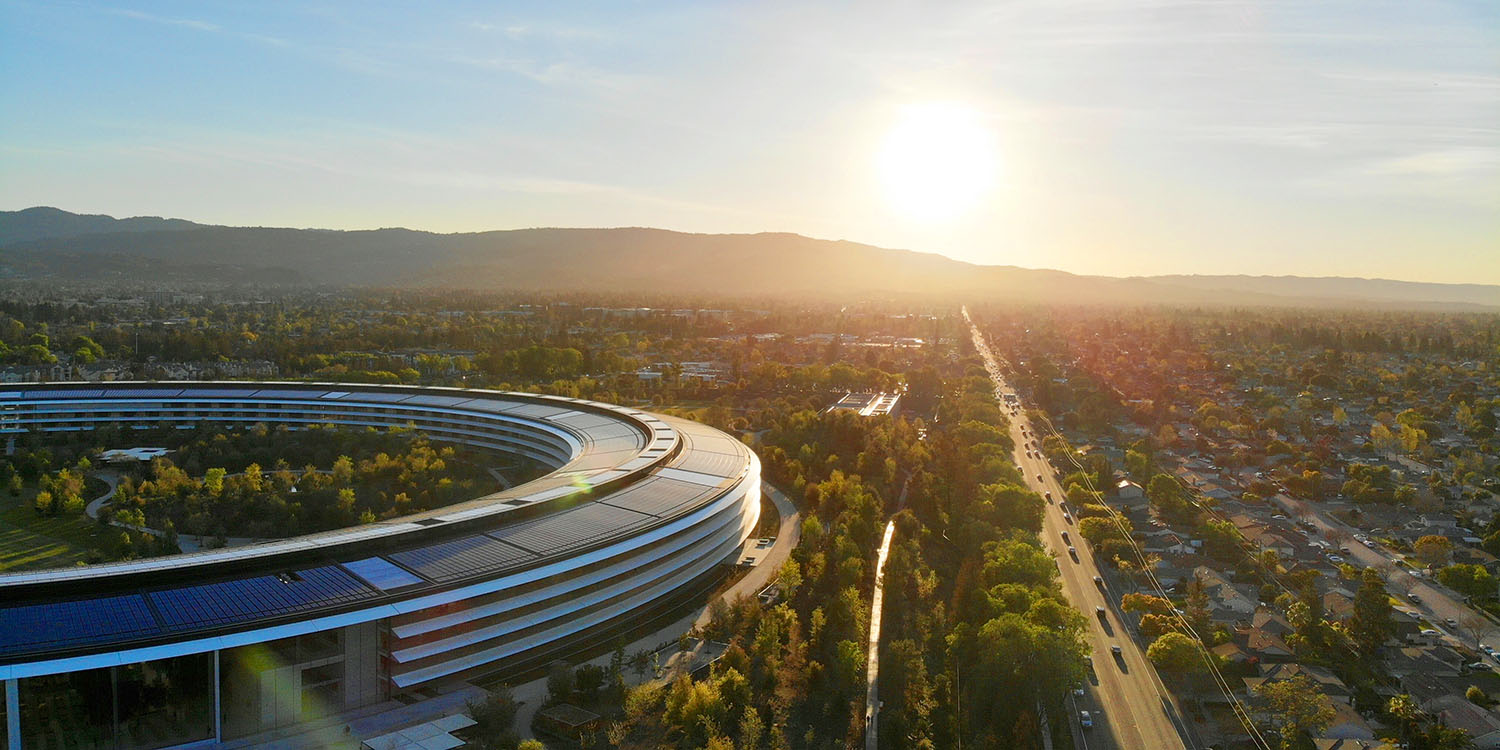 Apple halts all hiring outside of R&D as it cuts costs amid economic uncertainty