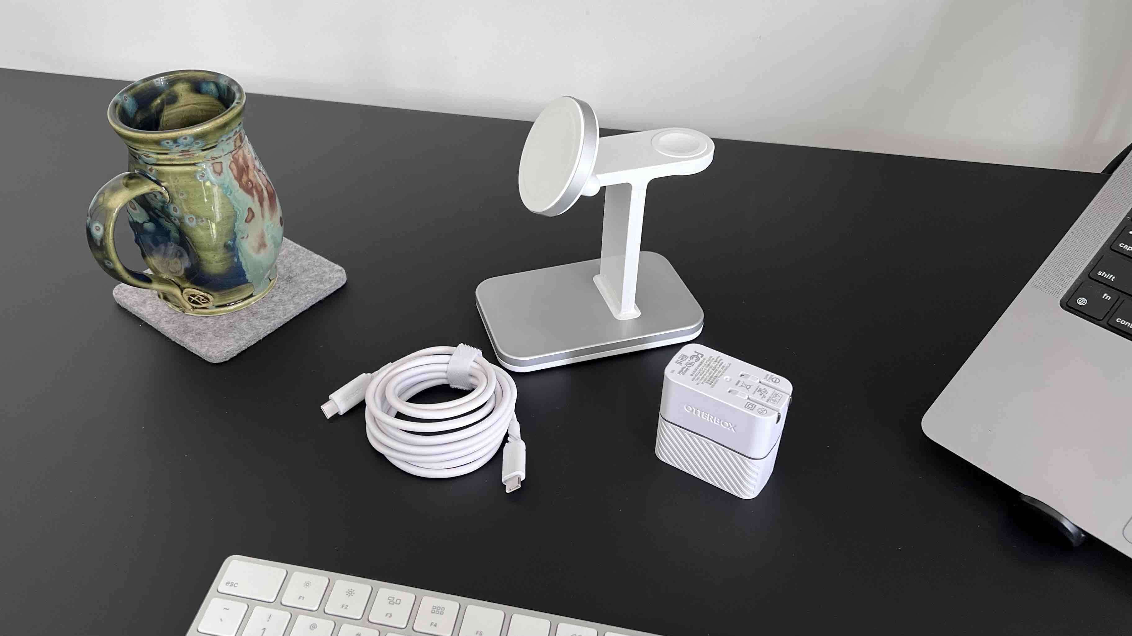 OtterBox 2in1 MagSafe Station for iPhone review 9to5Mac
