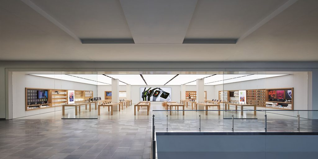 Apple Store workers are starting to unionize, citing stagnating