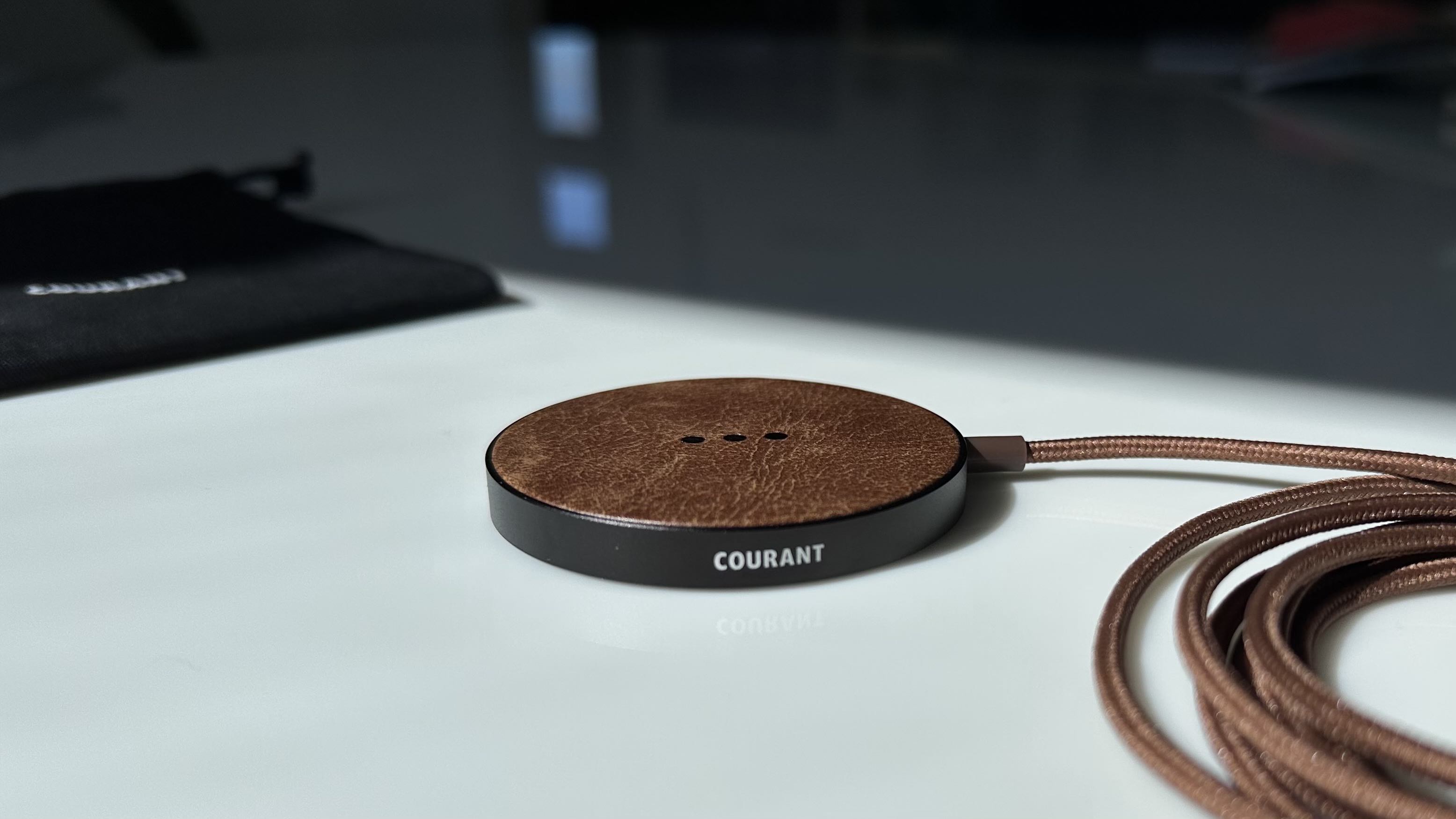 Courant MAG:1 leather MagSafe charger review up close