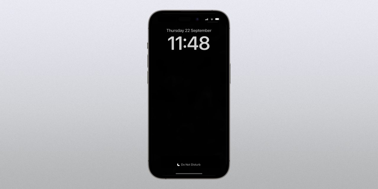 iPhone 14 Pro: Enable black-and-white always-on display mode