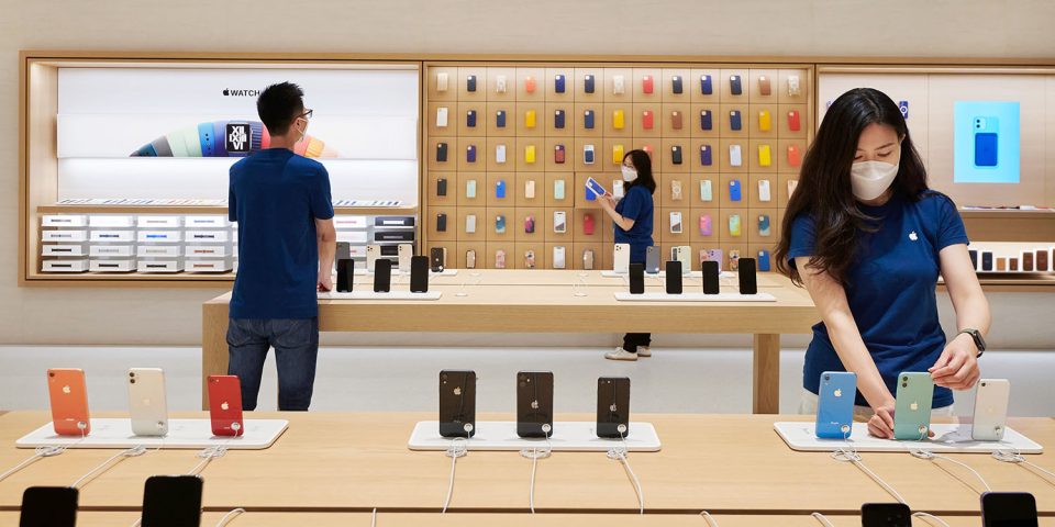 iPhone shipments | Apple Store Changsha