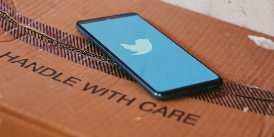 Twitter latest | Twitter app with 'Handle with care' box