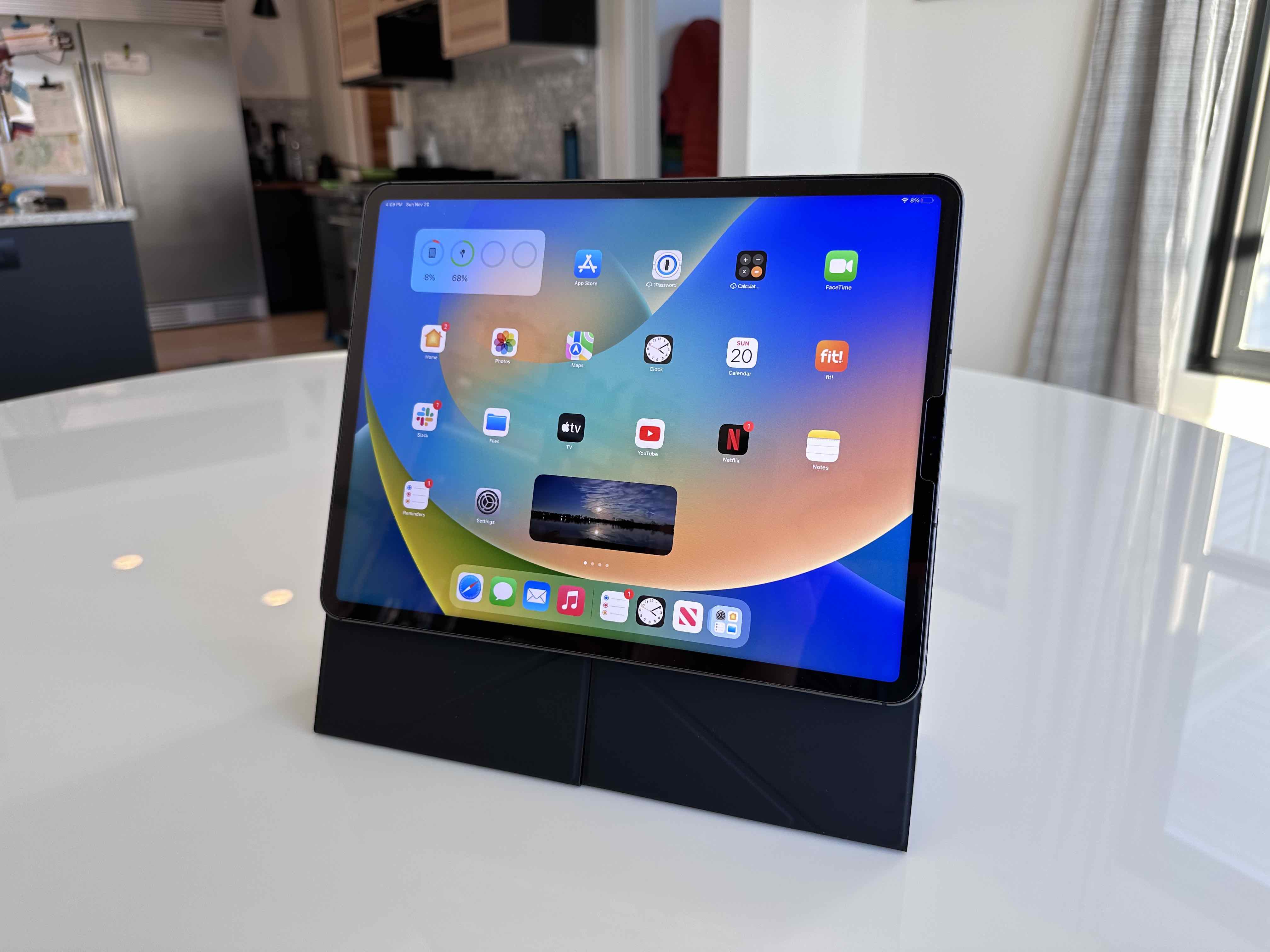 Moft Float Folio for iPad review 2.6" stand