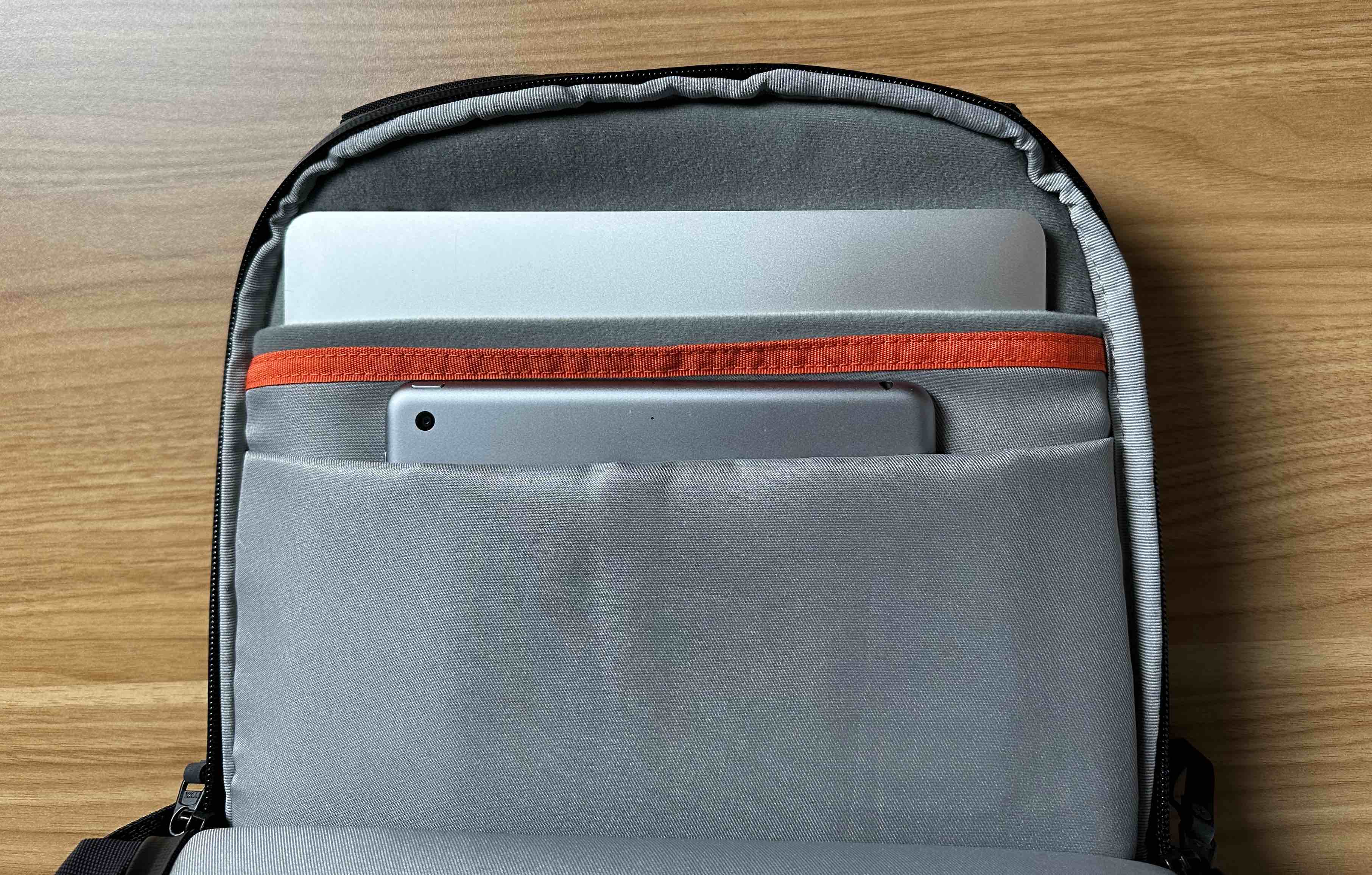 HyperPack Pro backpack with Apple Find My compatibility [Video]