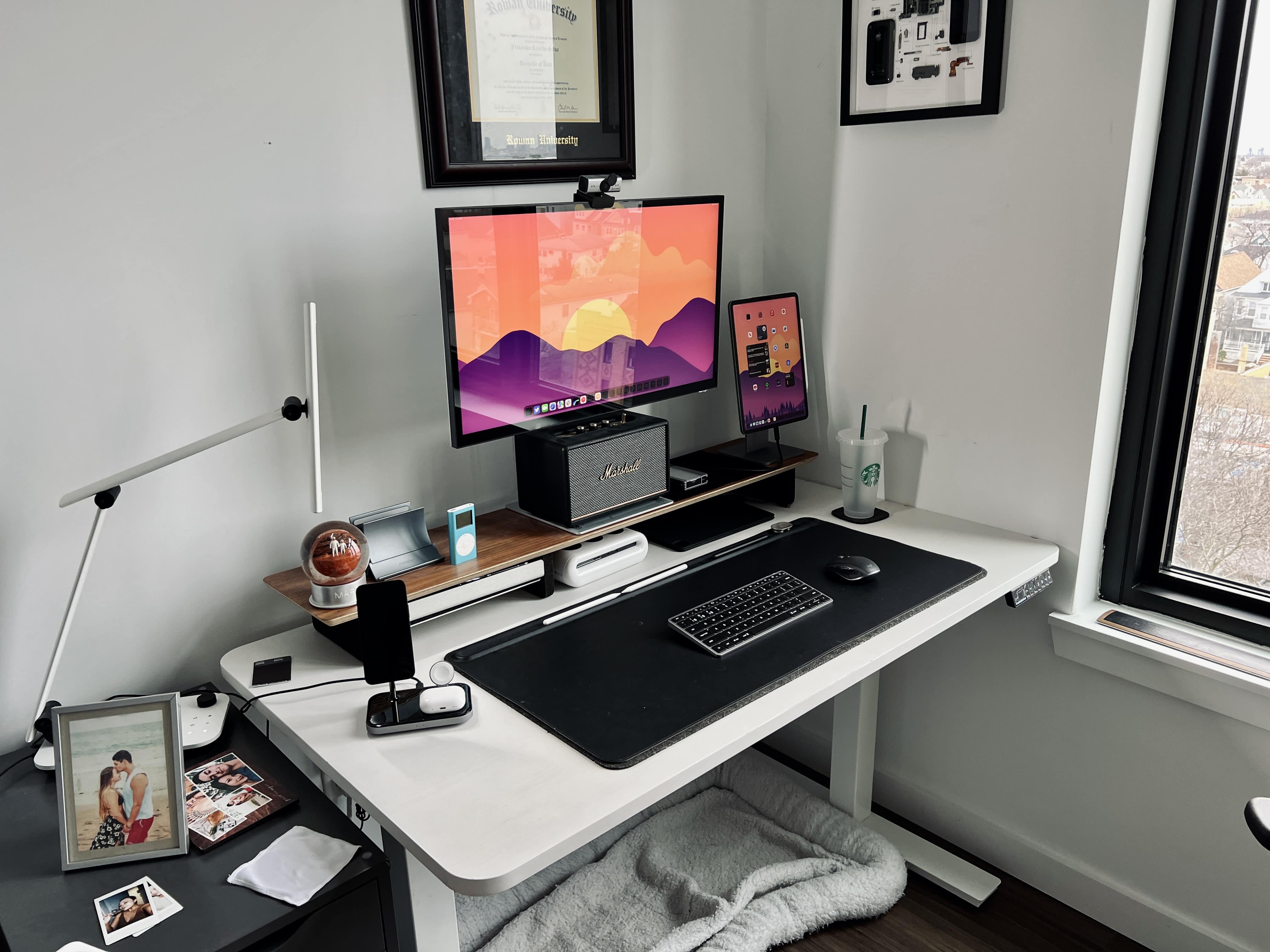How I built my desk setup entirely around using iPad as a computer photo