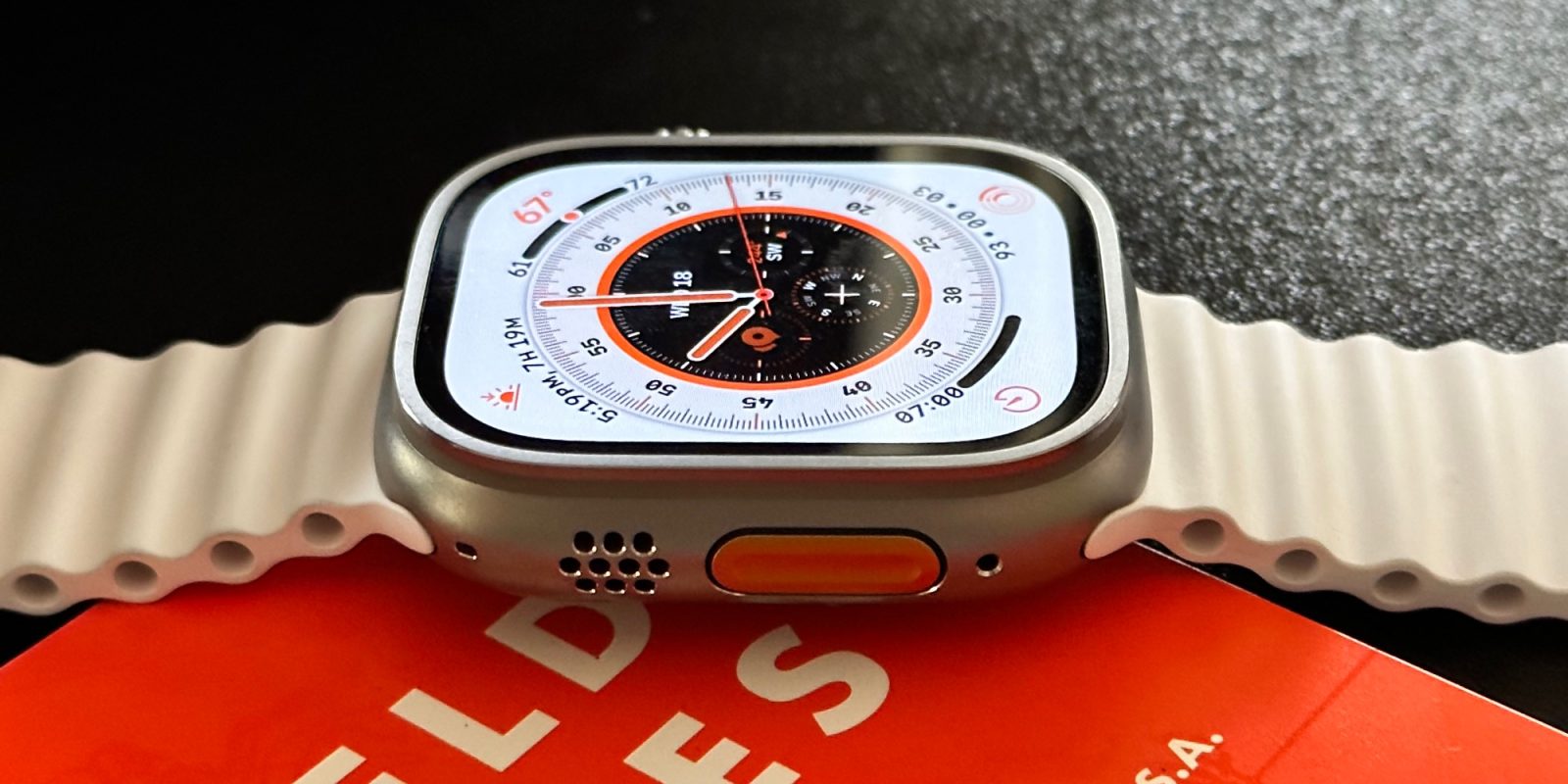 watchOS 10 include app rinnovate per sfruttare il display più grande di Apple Watch Ultra