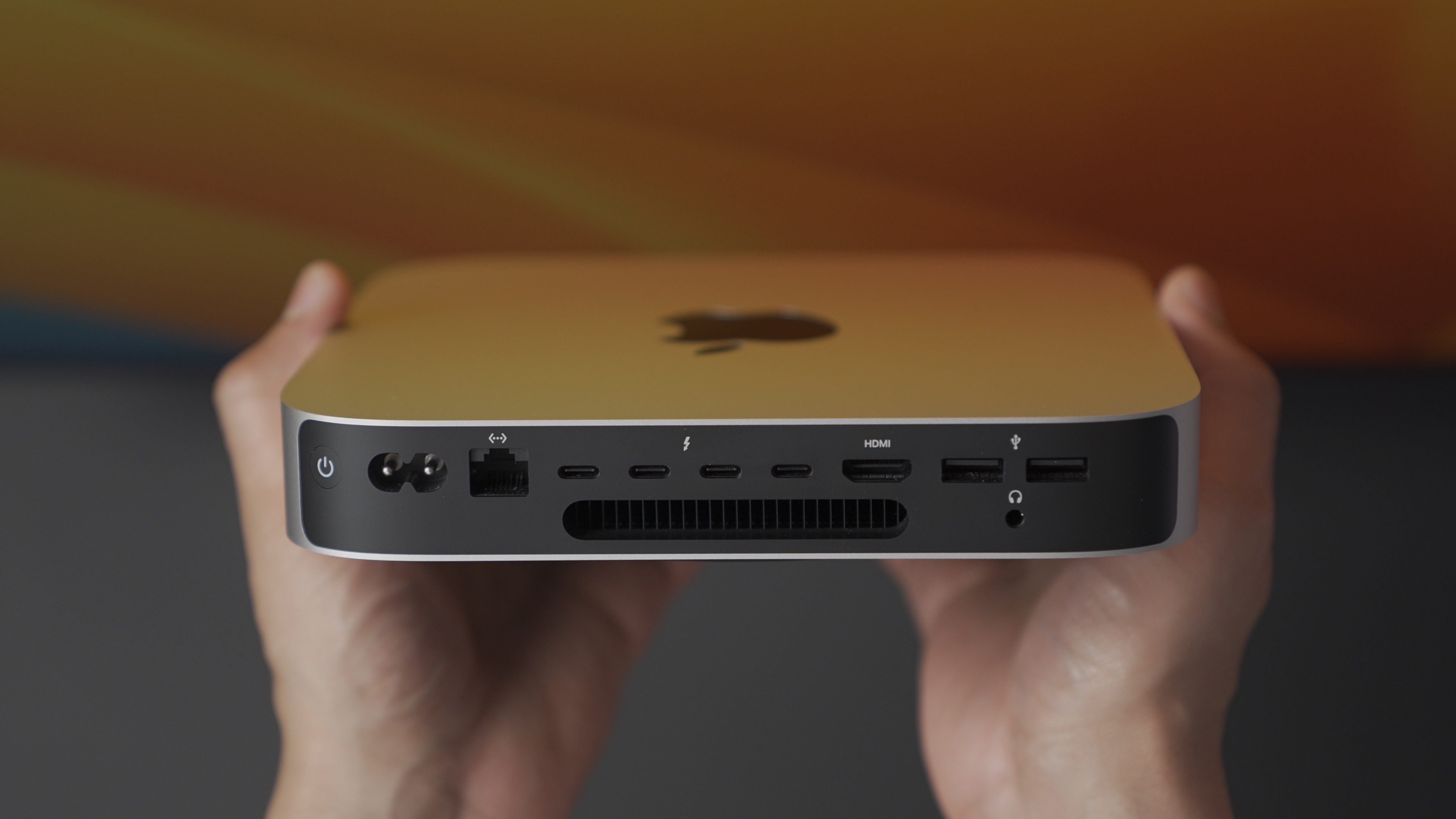 M2 Pro Mac mini review: Apple's Goldilocks desktop for semi