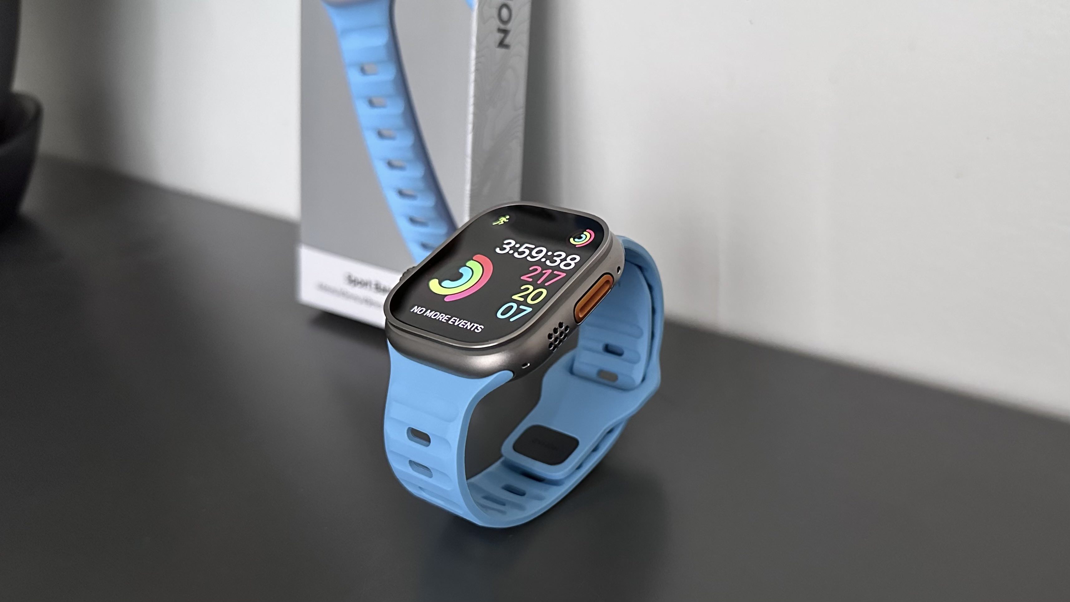 新品未使用nomad apple watch バンド NOMAD 新色 blue