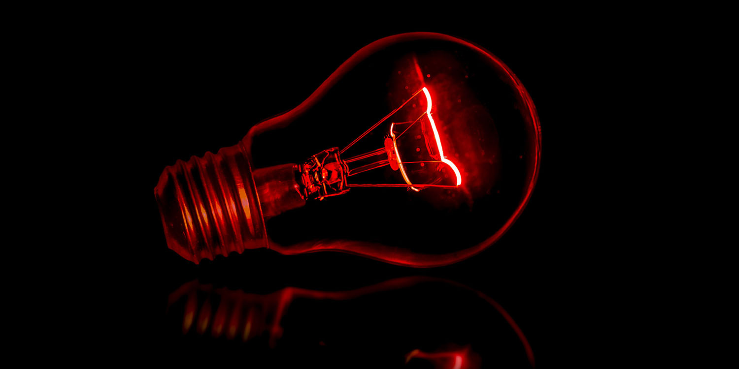 Reddit going dark | Dim light bulb