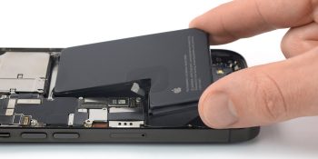 iPhone 14 Pro Max battery shown