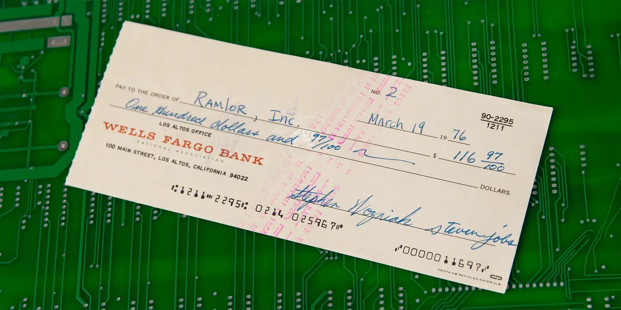 Apple's second check signed by Jobs and Woz up for auction [U 