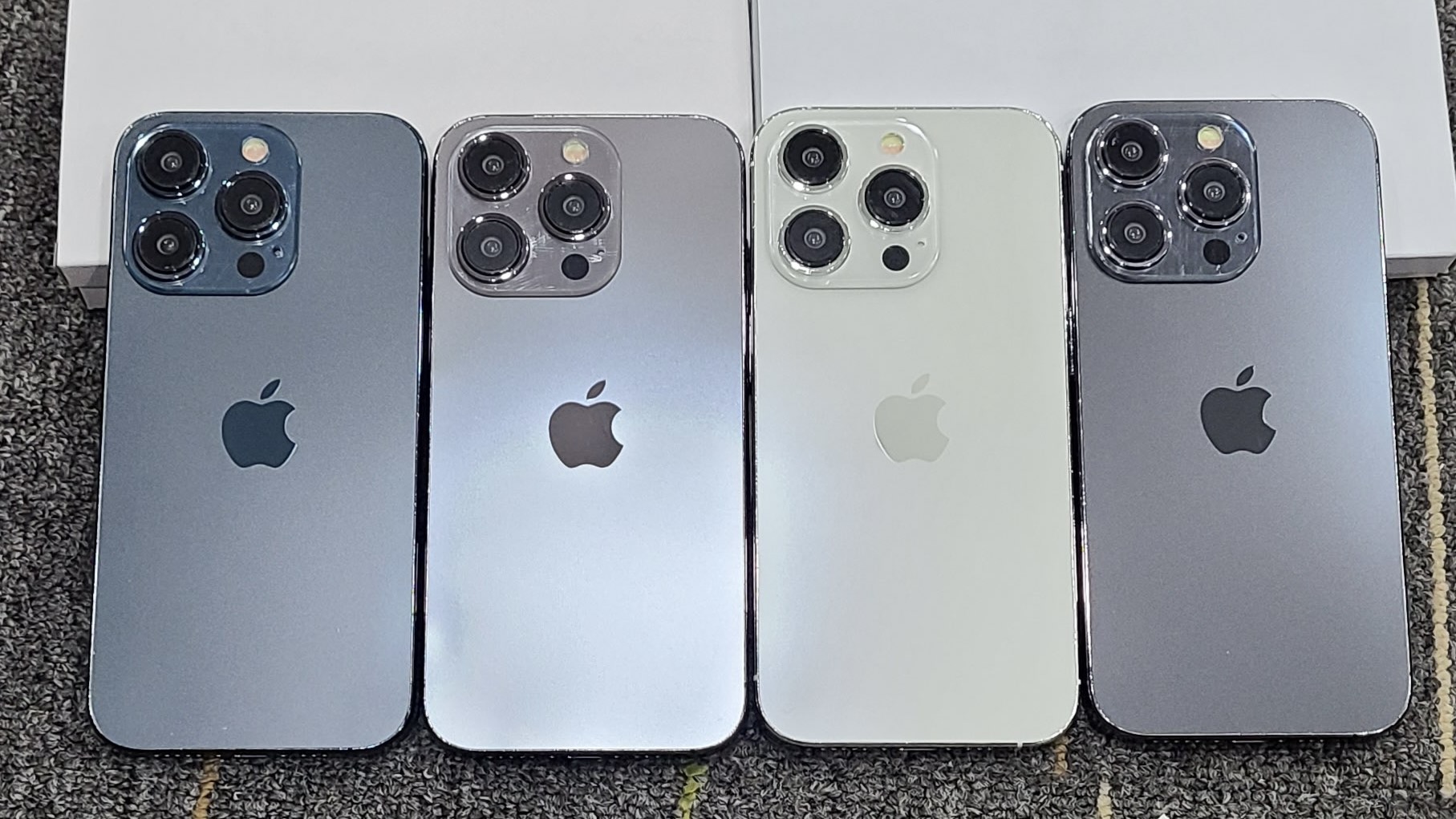 iPhone 15 and iPhone 15 Pro dummy units show off the most boring color  options ever - 9to5Mac