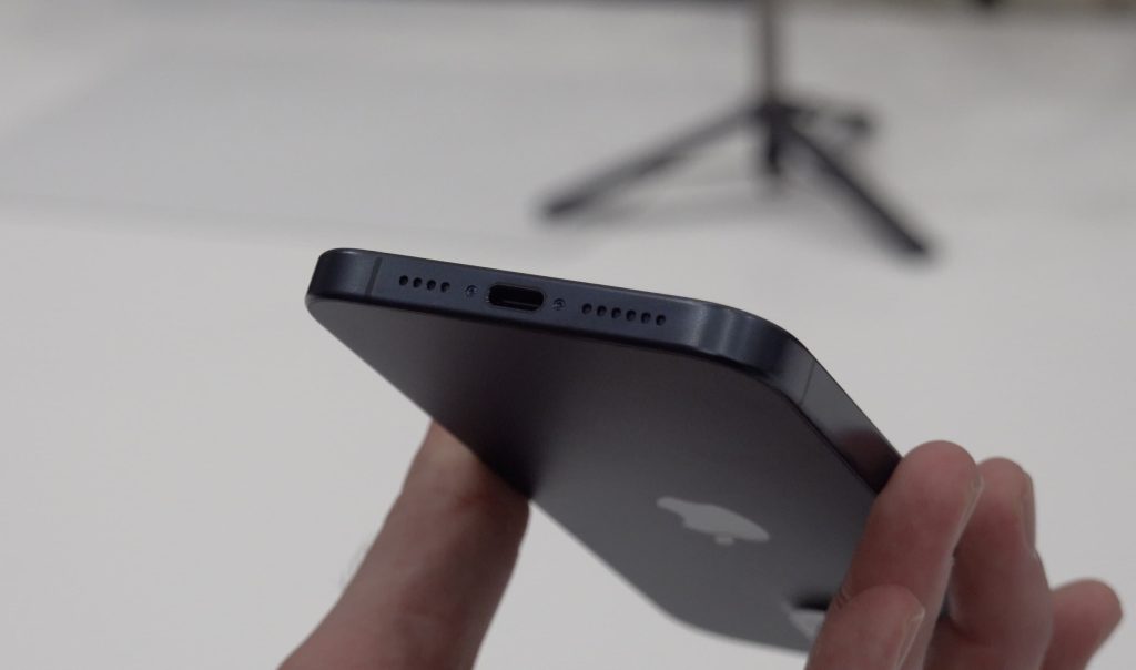 iPhone 15 USB-C hands-on