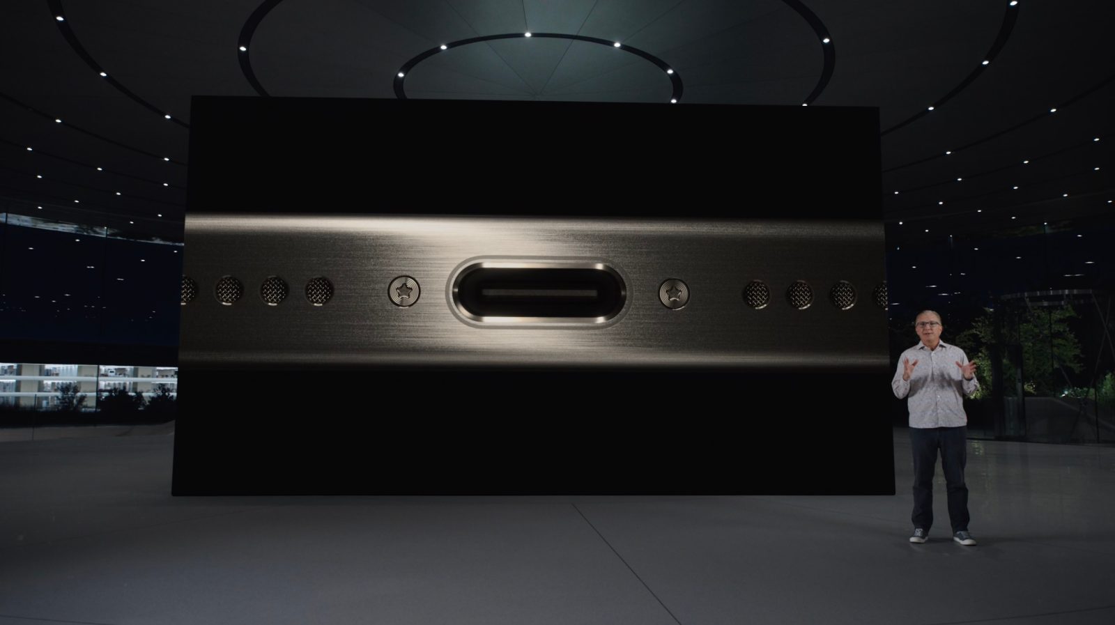 photo of iPhone 15 Pro supports 10Gbps USB 3 speeds, the first for an iPhone image