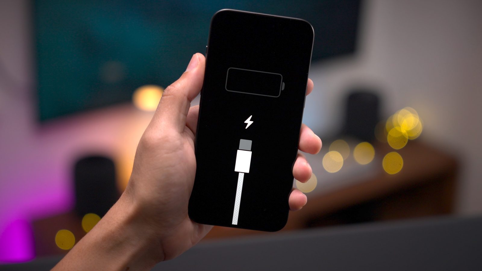 iPhone 15 Pro Max battery charge test shows why 20W power adapter is ideal  [Video] - 9to5Mac