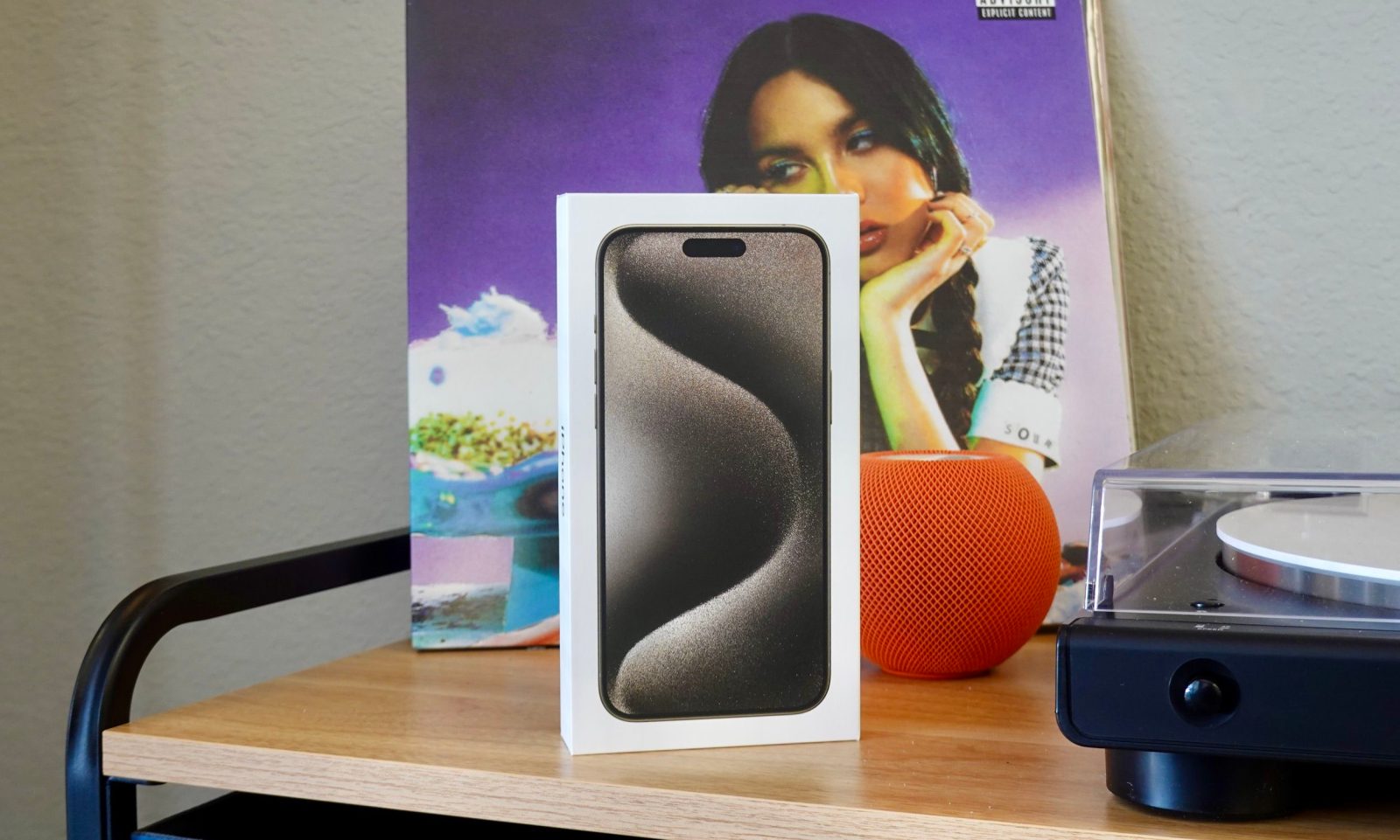 Hands-on: Unboxing the new iPhone 15 Pro Max in Natural Titanium [Gallery]