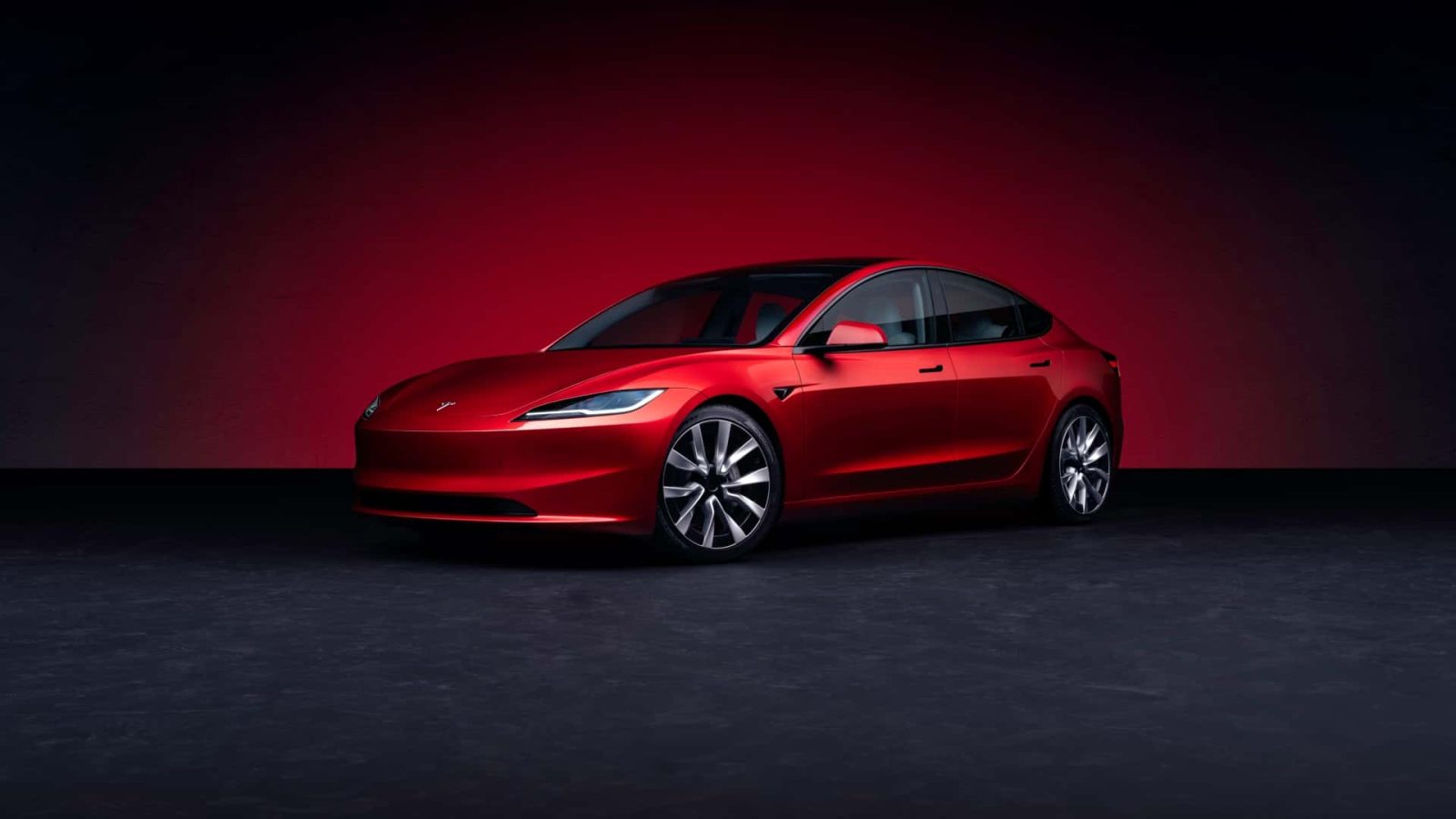 wp-content/uploads/sites/6/2023/09/updated-tesla-model-3-front-three-quarters-1.jpg?quality=82&strip=all&w=1600