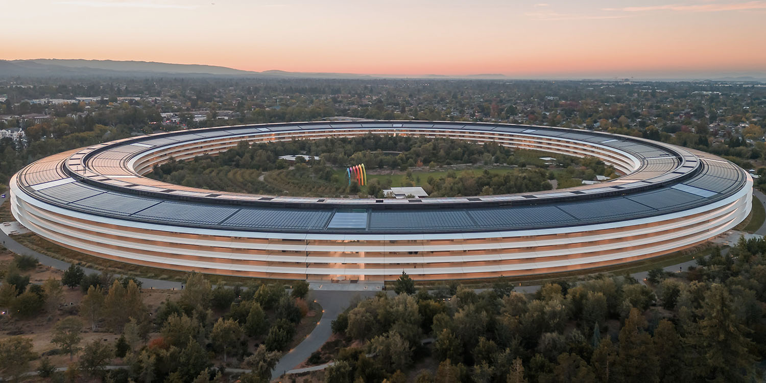 Apple a enfreint les règles PERM |  Photo de drone du campus d'Apple Park