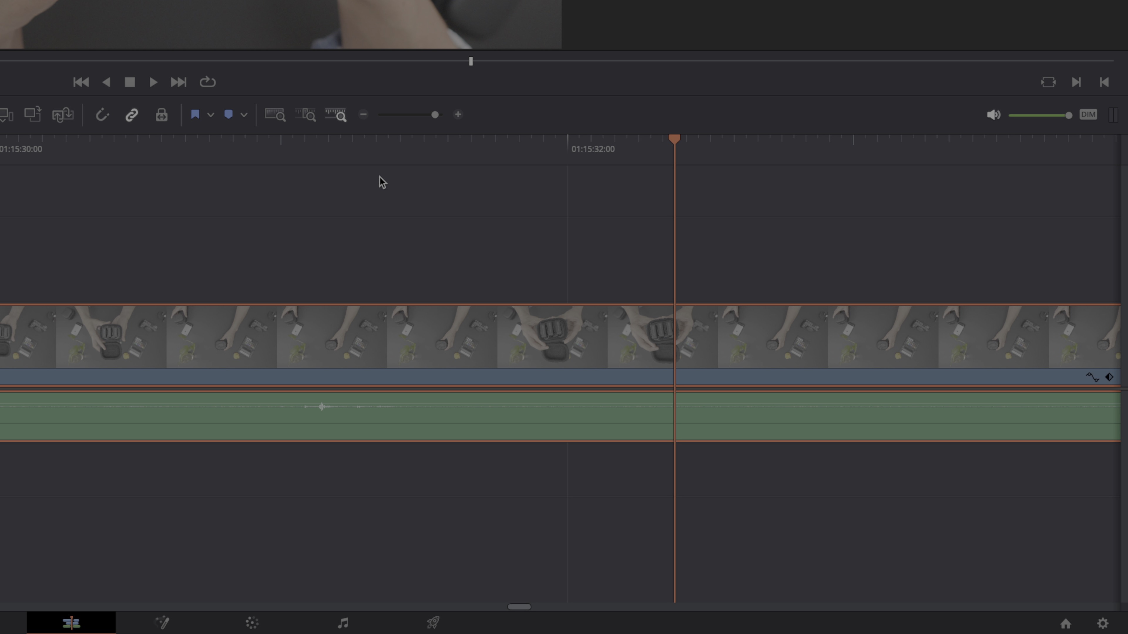 DaVinci Resolve Studio timeline scrolling