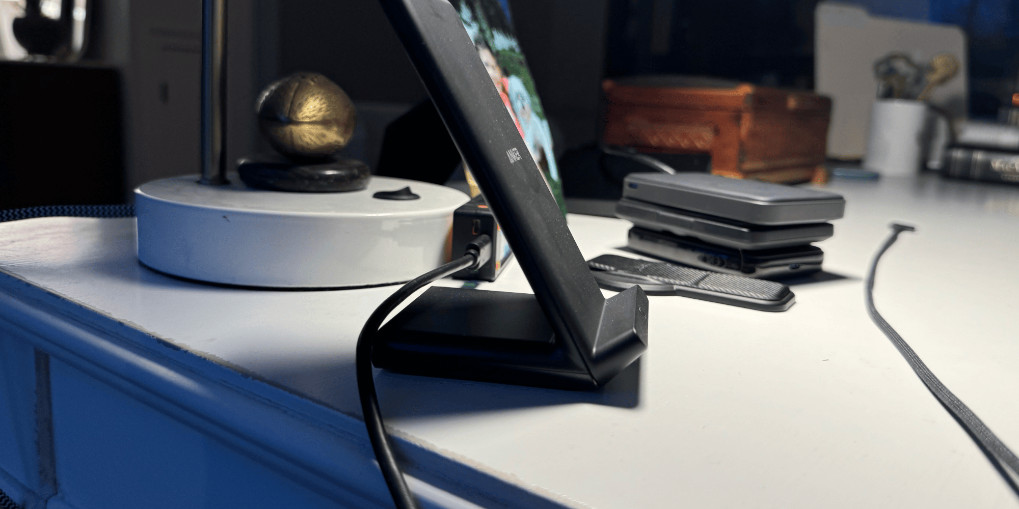 Anker 313 Wireless Charger Stand Review