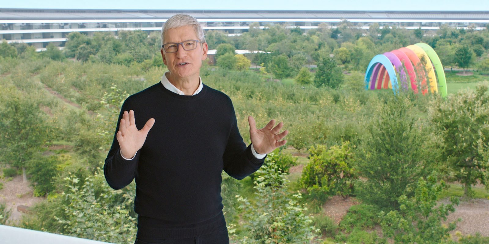Le chef de la lutte antitrust de l'UE rencontre Tim Cook (le PDG d'Apple photographié à Apple Park)