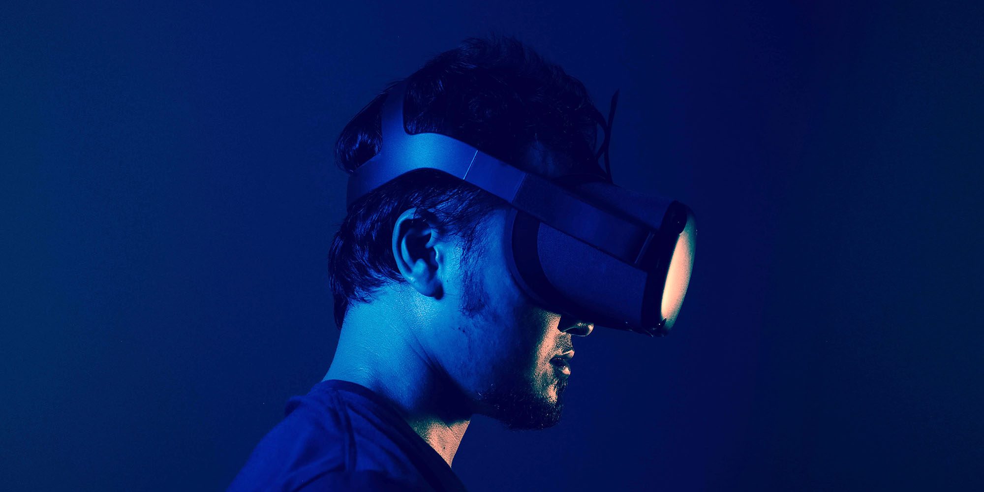 Конкуренты Vision Pro появятся уже в понедельник; Qualcomm высмеивает Apple