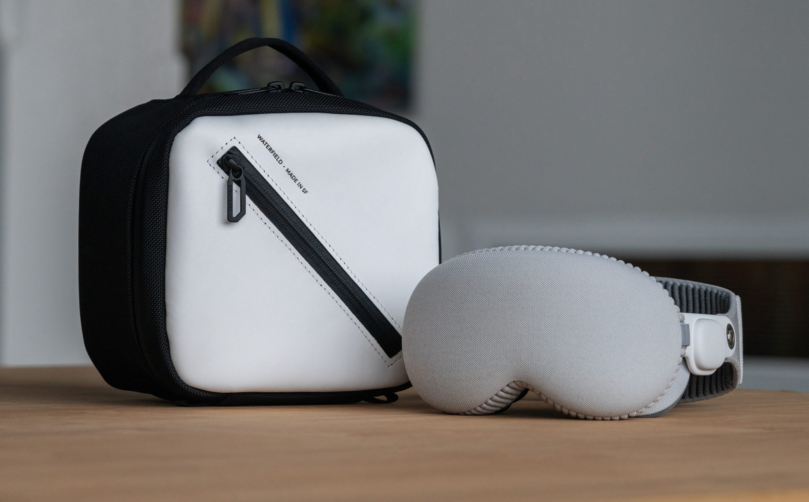 Новый чехол Shield Case от WaterField – более компактная сумка для Apple Vision Pro