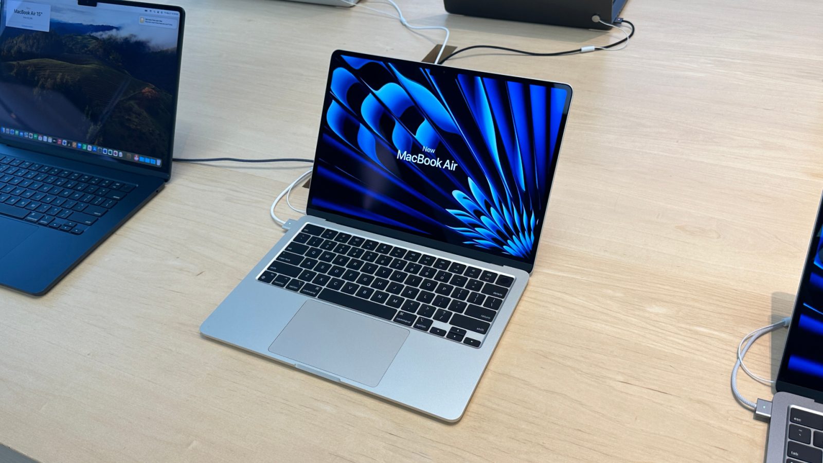 M3 Macbook Air - Apple Store