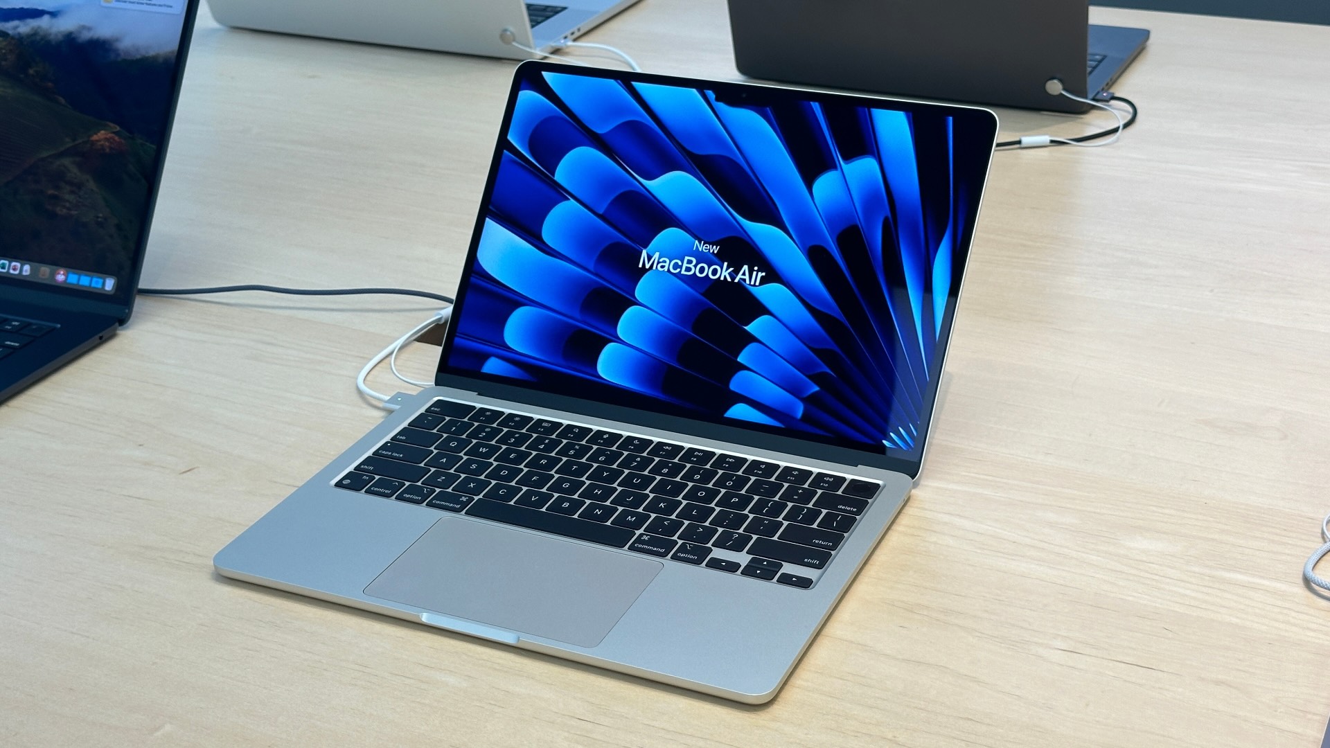 Base M3 MacBook Air Offers Significantly Faster SSD Speeds Than Before ...