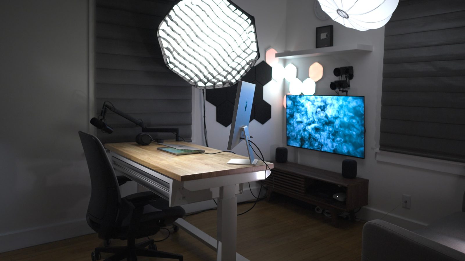 photo of Hands-on: Multi-cam home studio – powered by a MacBook Pro and Thunderbolt image