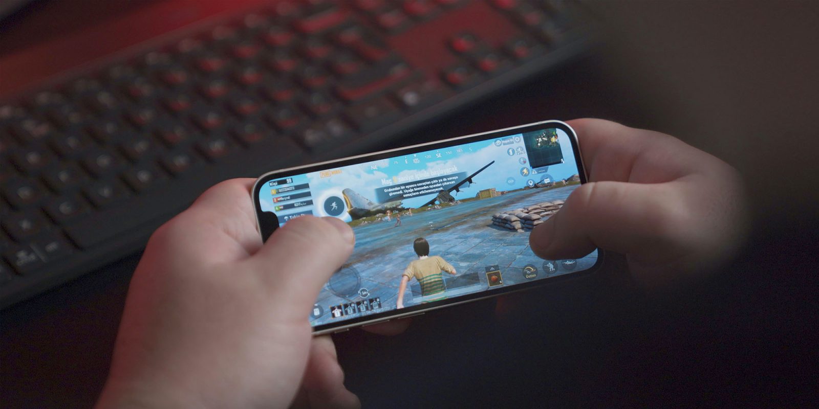 Teen gamers say games help and harm them | PUBG on an iPhone