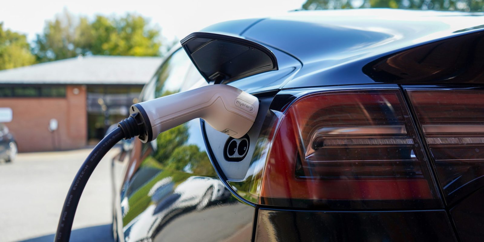 Tesla model 3 EV charging
