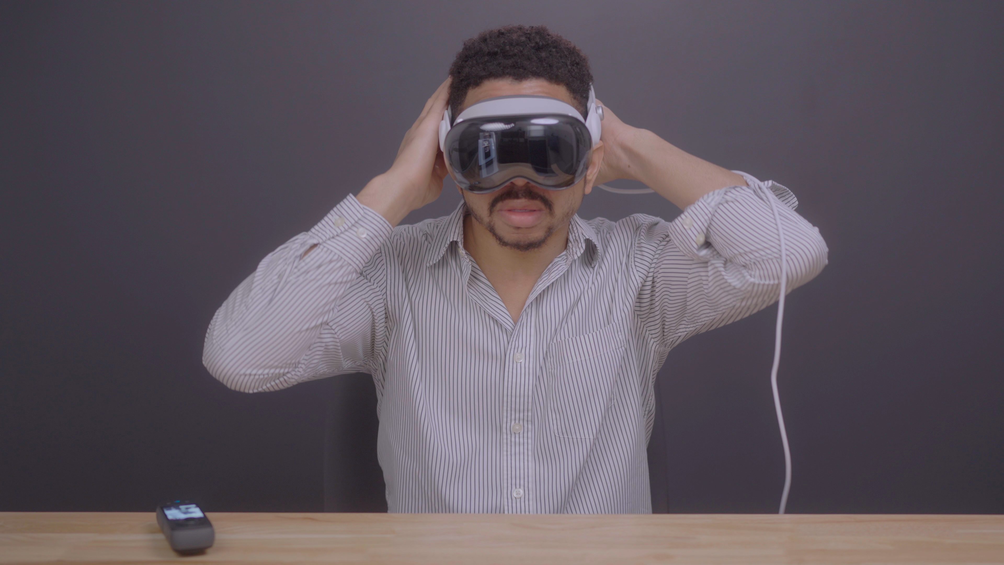 Apple начала продавать аксессуар для Vision Pro, разработанный медицинскими экспертами, который решает главную жалобу пользователей