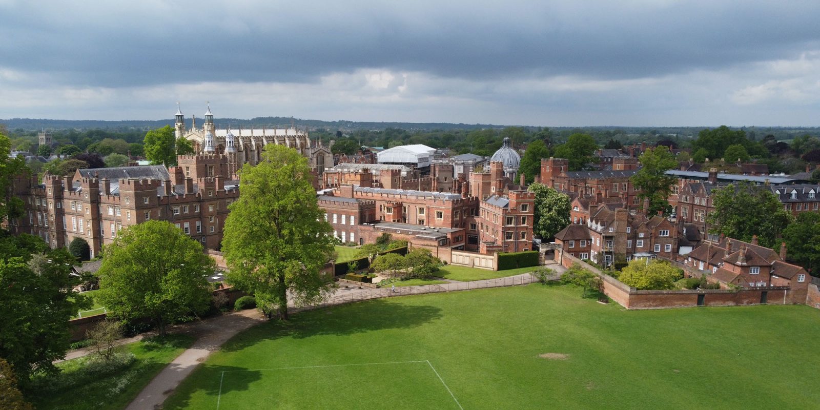 Eton students being forced to swap their iPhones for Nokia dumbphones | Drone shot of the school