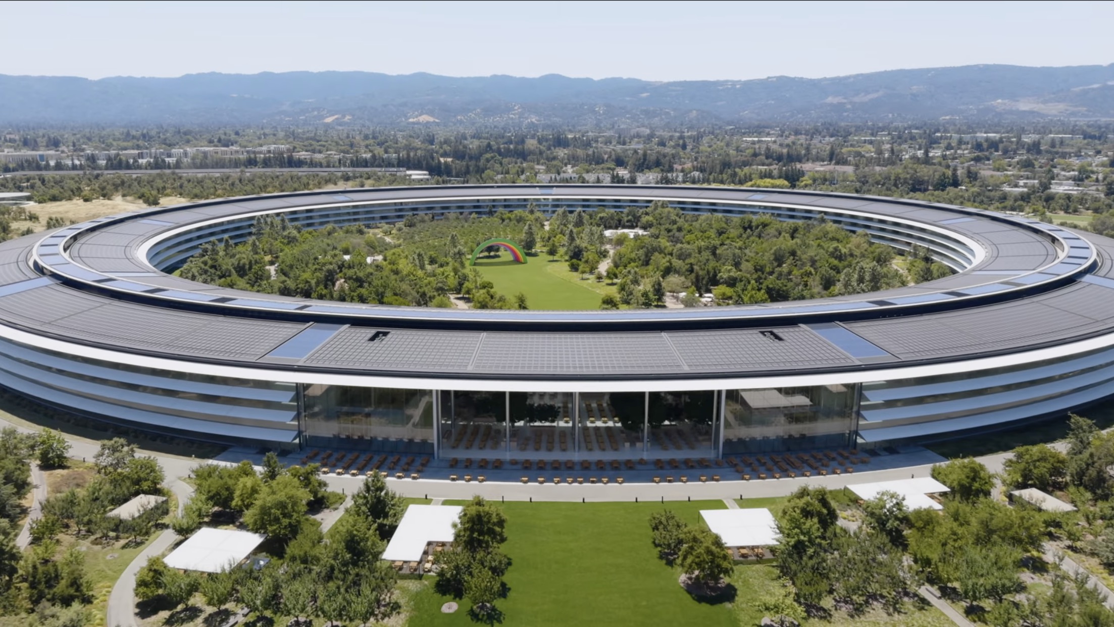 Apple Park durante evento do iPhone 16